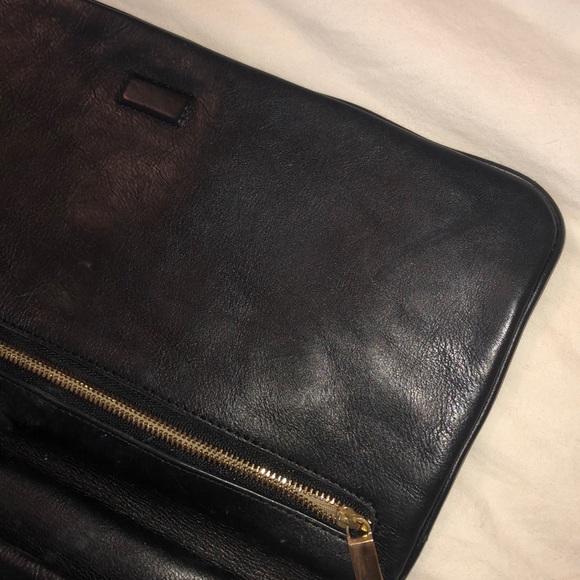 Tory Burch black clutch with chain gold - Picture 7 of 8